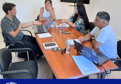 Reunión de capacitación laboral para trabajadores portuarios en Rosario