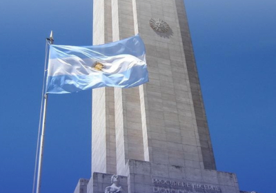 Día en que se iza por primera vez la Bandera Argentina