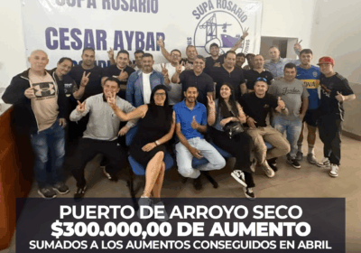 Afiliados del Puerto Arroyo Seco celebrando el aumento salarial