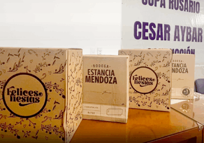 Entrega de cajas navideñas en la sede de SUPA Rosario